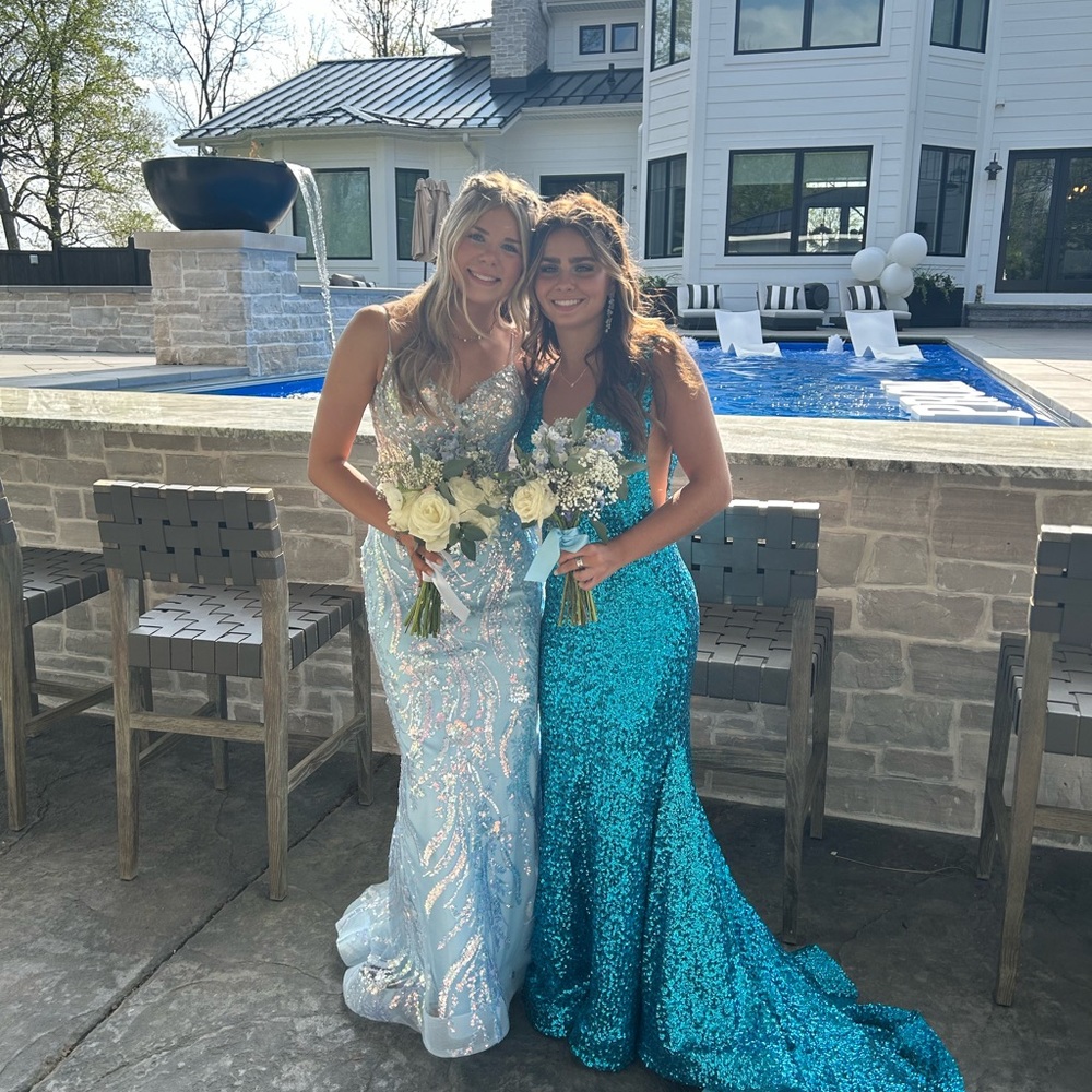 Selling my prom dress!!!